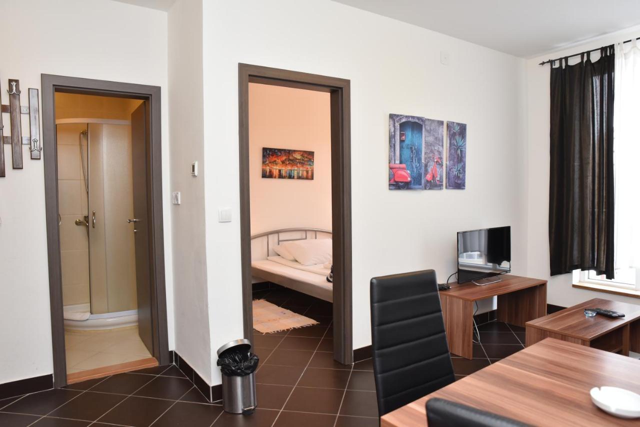 Private Apartman 5B23 In Kraljevi Cardaci โคเปานิก ภายนอก รูปภาพ